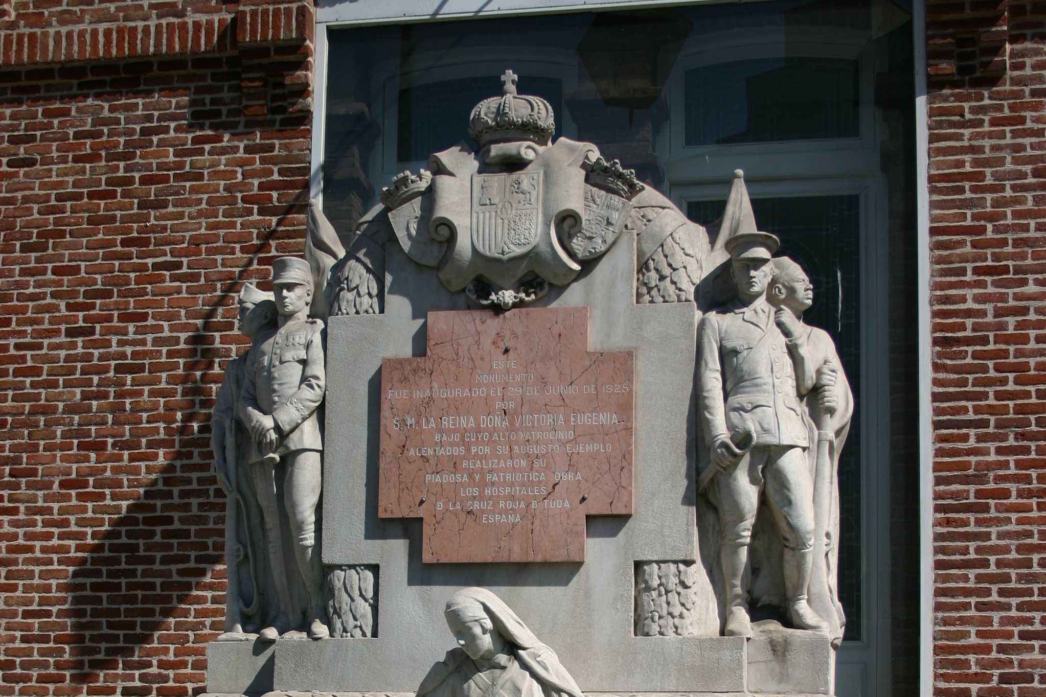 Eladia Fernández-Espartero y Blanco's monument, Madrid - 03.JPG